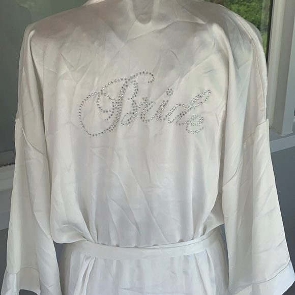 Victoria secret bridal silk robe - Picture 3 of 10